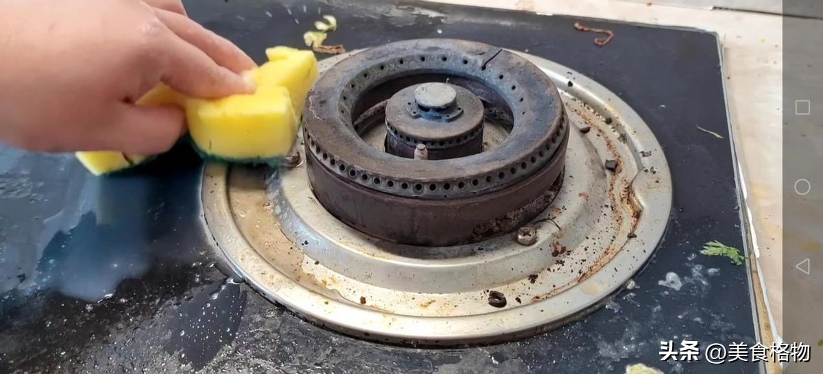 清洗油烟机小窍门吹风机,油烟机油污多用吹风机吹好用吗