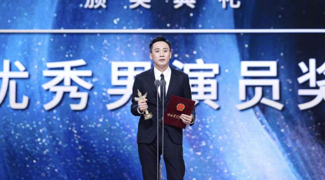 关晓彤于文文同框,于文文和关晓彤同框