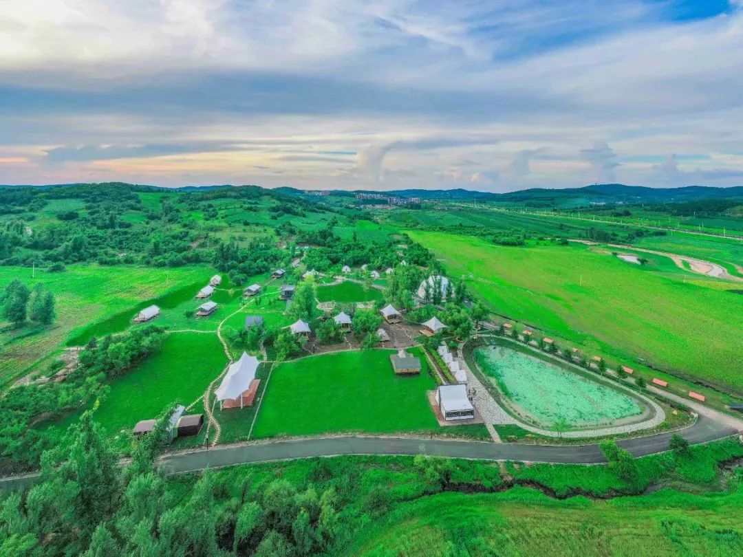 可以驱车直接上山的露营地,大自然馈赠的绝佳露营地