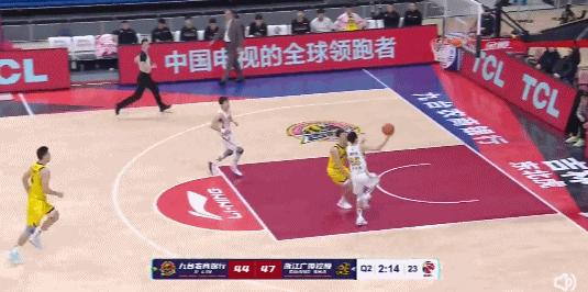 多米尼克琼斯场均得分37,多米尼克琼斯18分