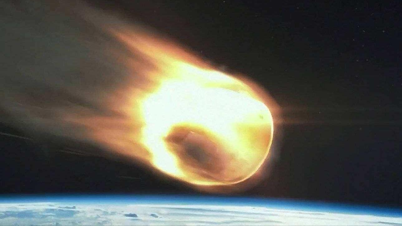 信号全无！神舟十五号返回遭遇惊心动魄一幕，黑障区到底多可怕？