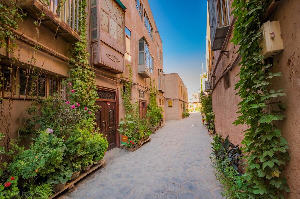 一个县的县长大概有多少工资,一个普通县县长的工资是多少