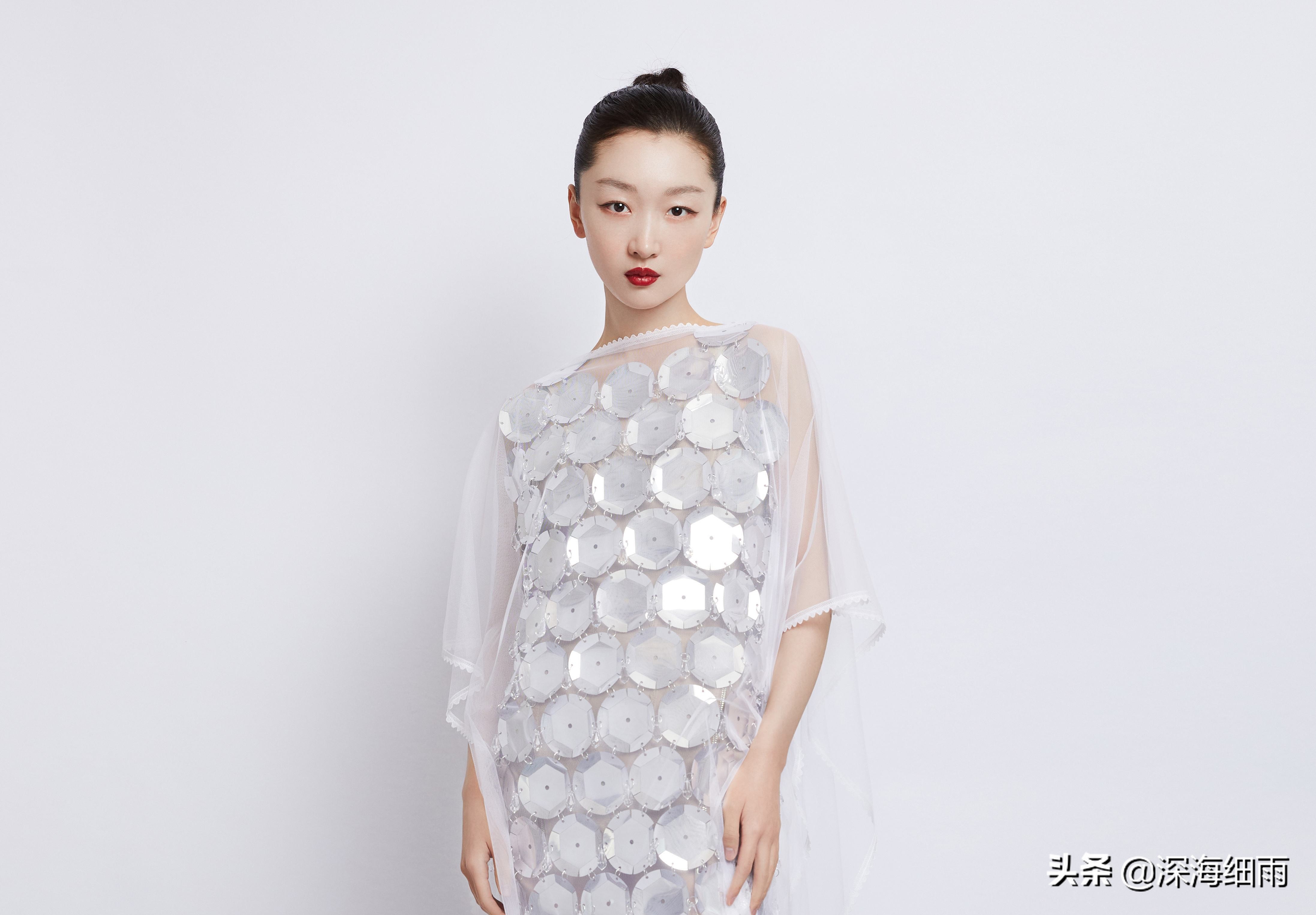 这才是小脸打开的正确方式,这才是正确的打开方式视频素材