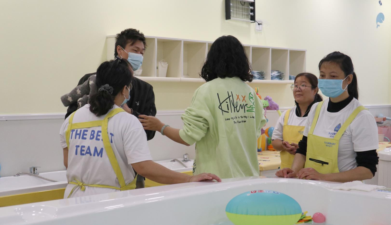 亲子游泳馆开业海报模板,亲子游泳馆开业海报图片