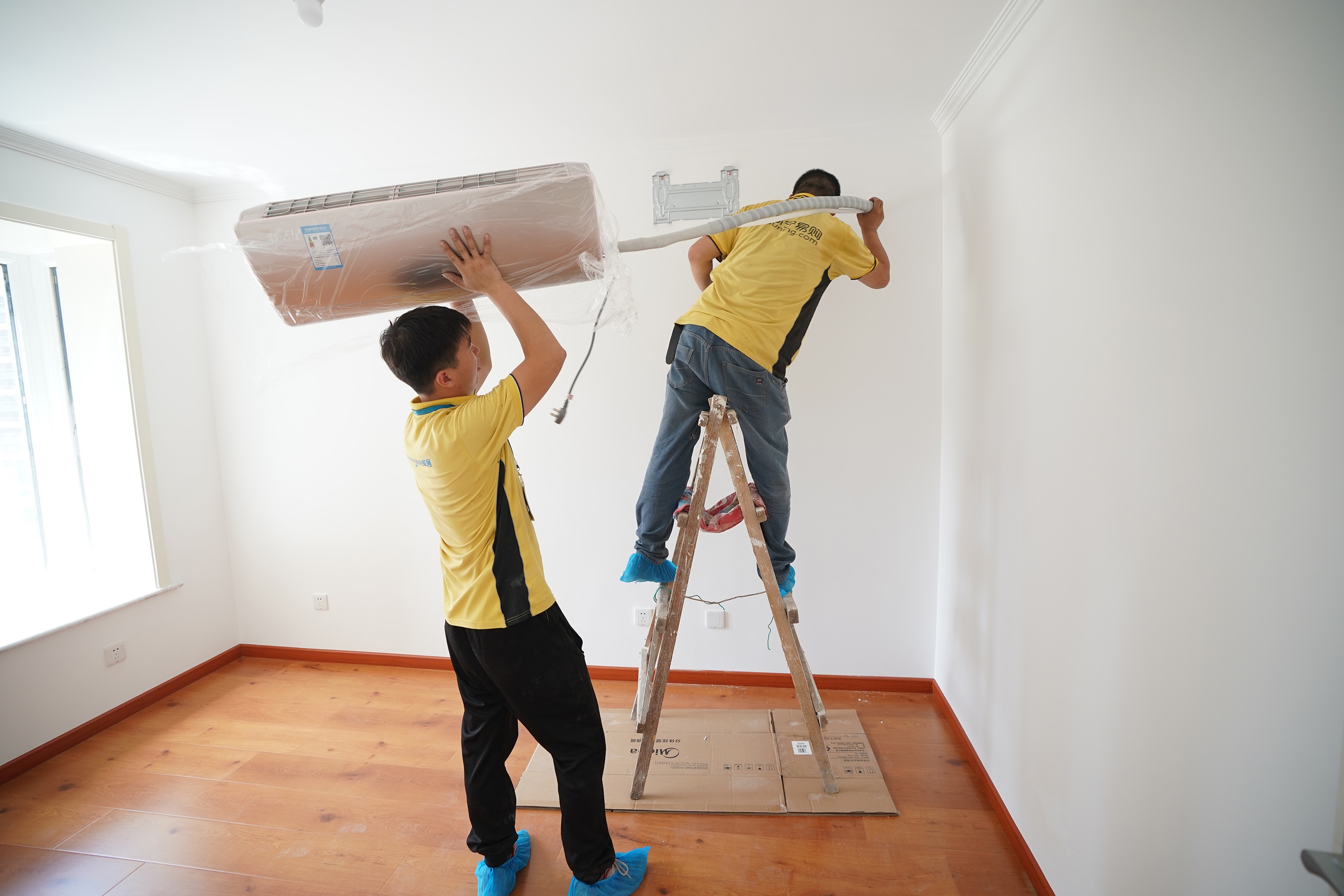 买空调要选售后服务吗,买空调不要先问价格