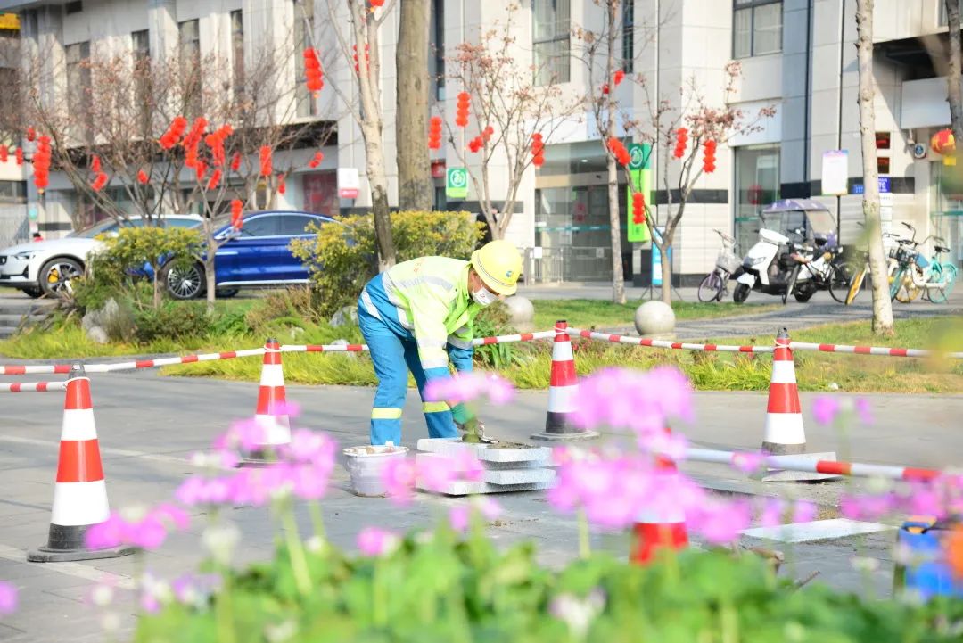 春节我在岗交警坚守岗位不打烊,春节我在岗守护平安不打烊图片