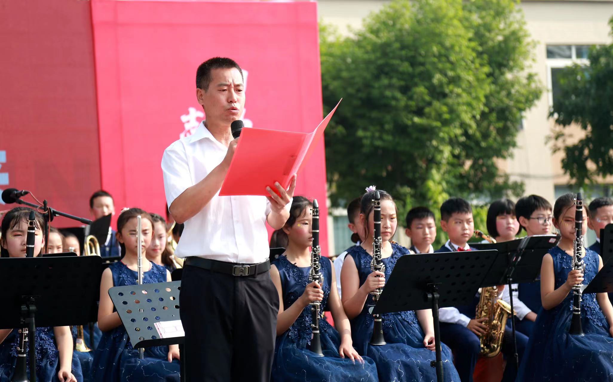 爱成都迎大运主题绘画作品第一名,爱成都迎大运争做励志好少年