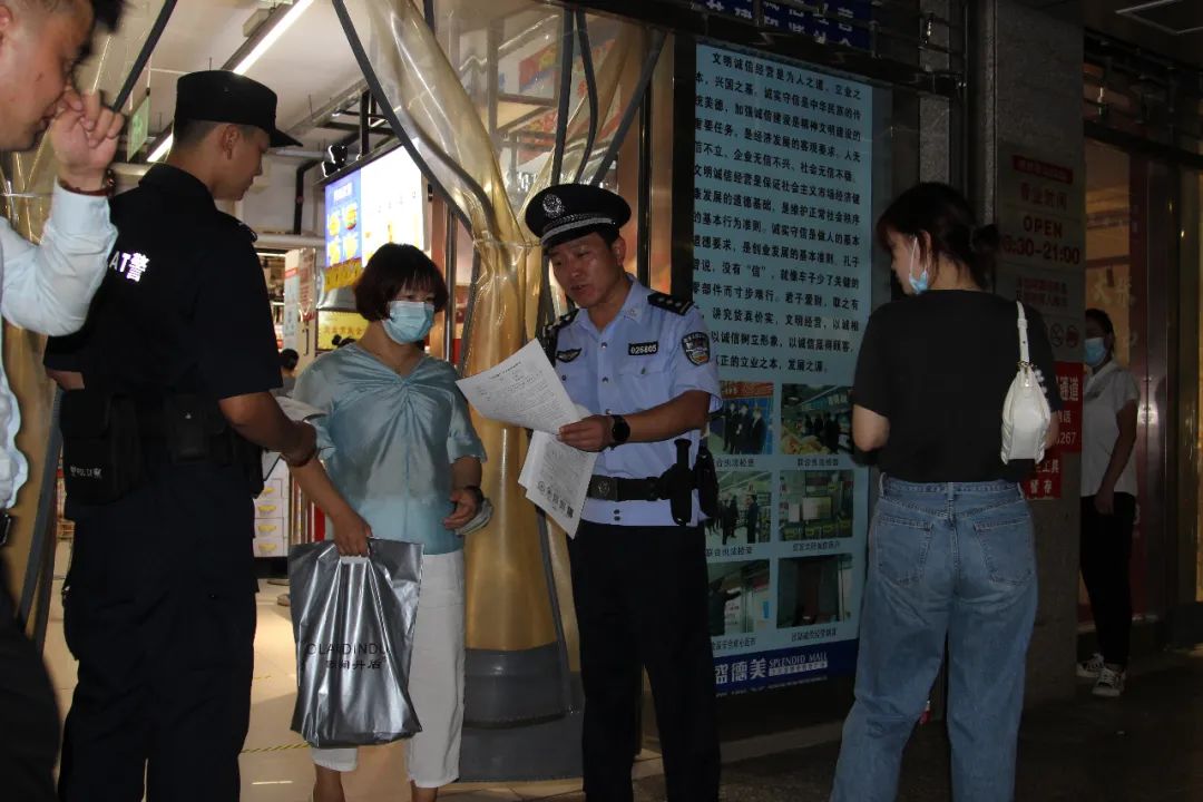 夏季治安打击整治“百日行动”丨尽锐出战!河南洛阳公安全力开展夏夜治安巡查宣防第二次集中统一行动