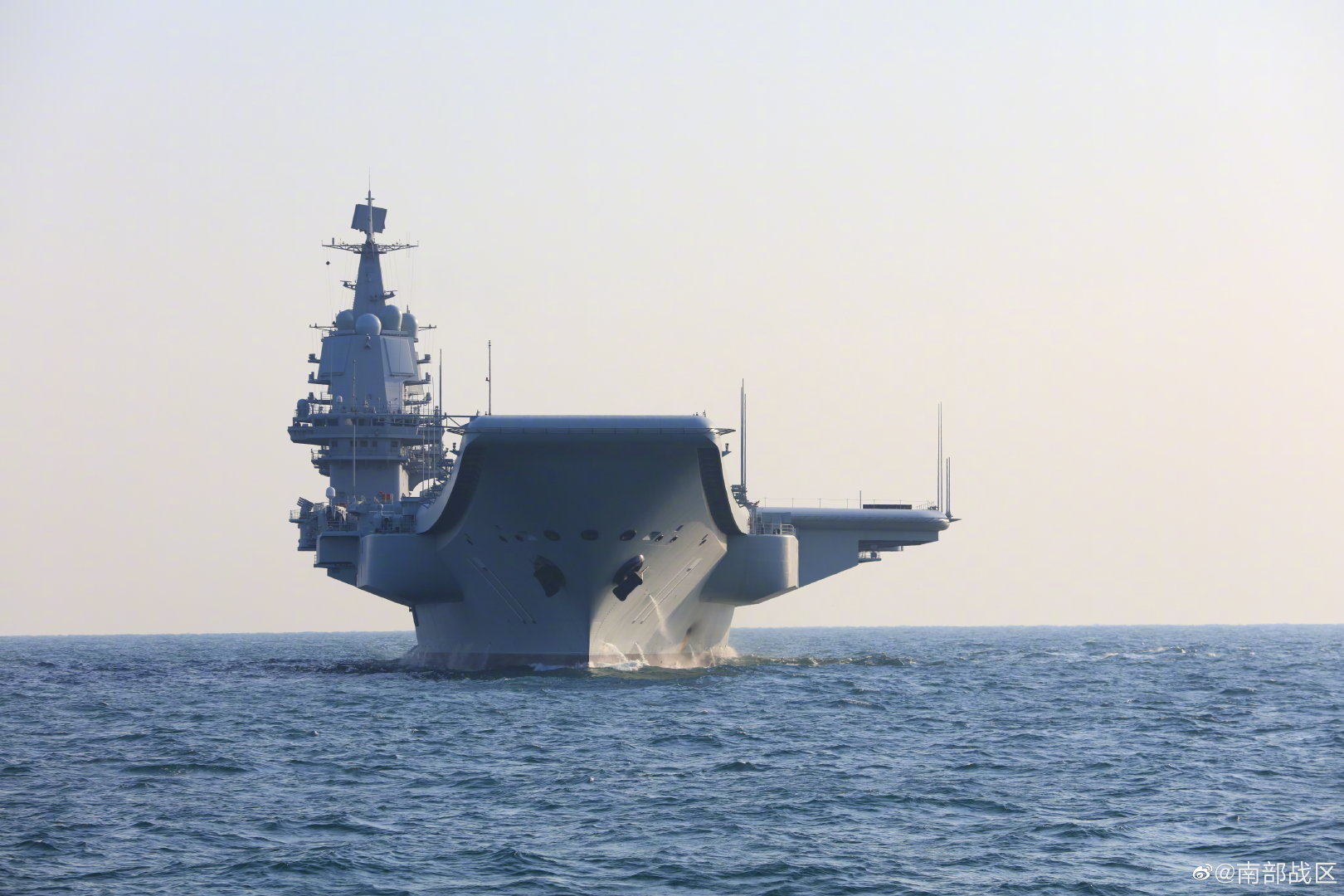 双航母山东舰完整视频,双航母抵近台岛