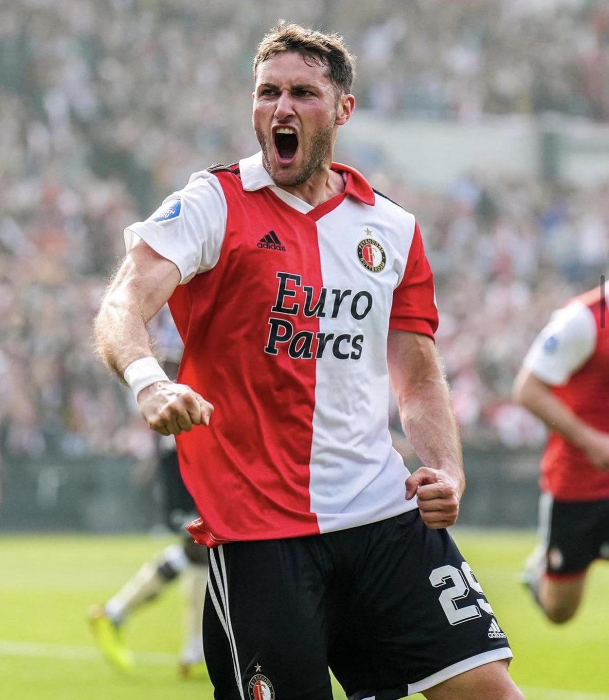 16次卫冕羽量级冠军,荷甲黑店