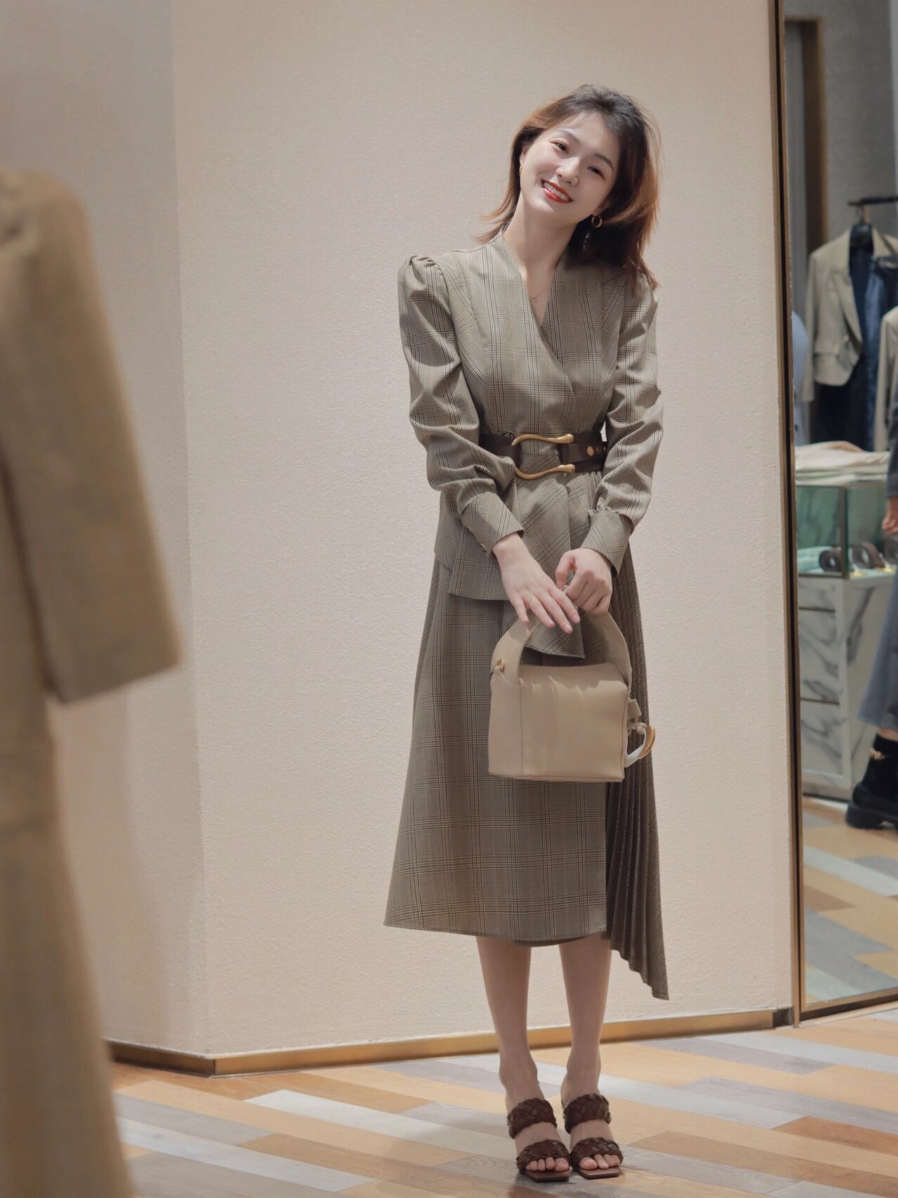 小个子穿搭150显高显气质运动鞋,一款百搭又显腿长的运动鞋