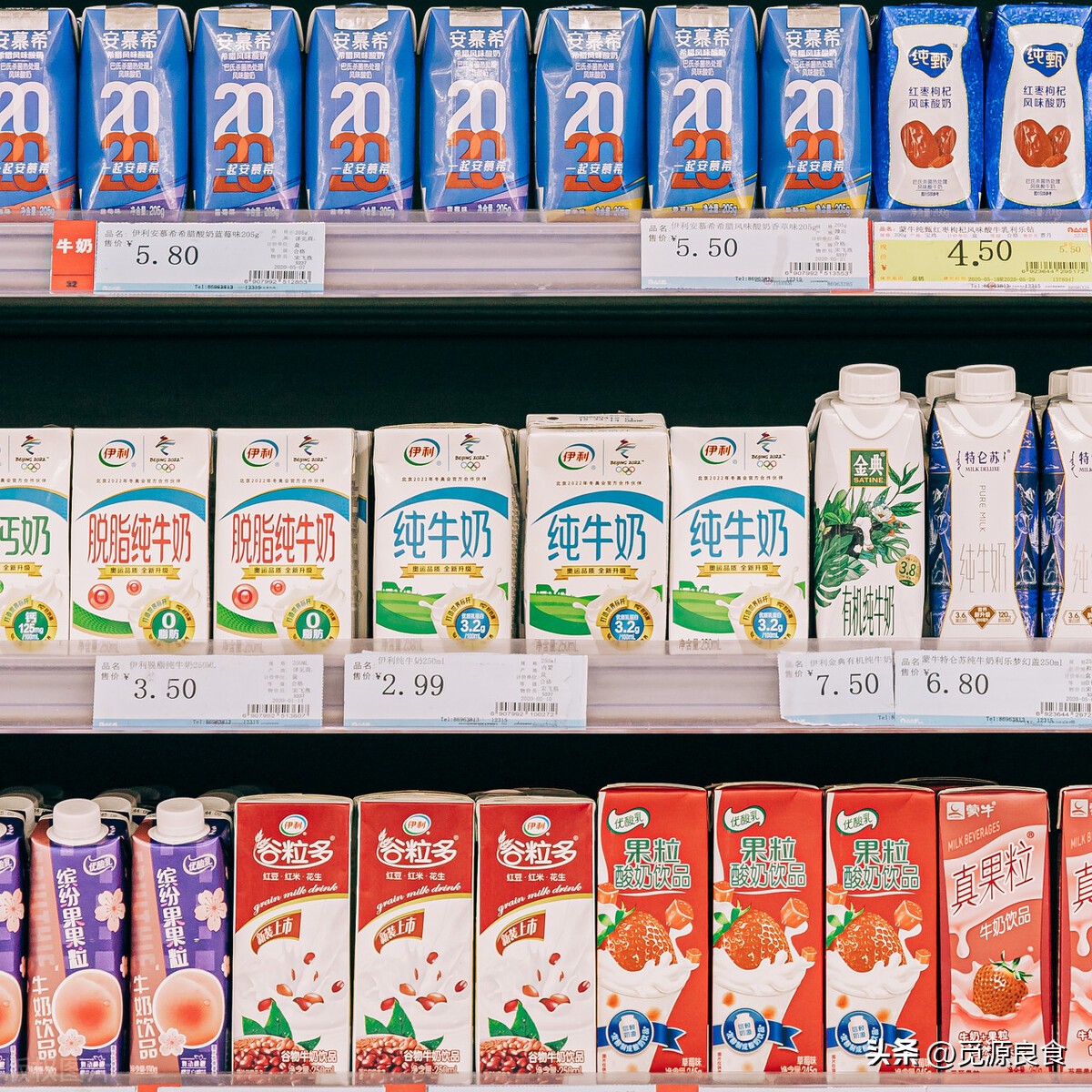 买奶粉好一点还是纯牛奶好一点,买奶粉和买纯牛奶哪个划算