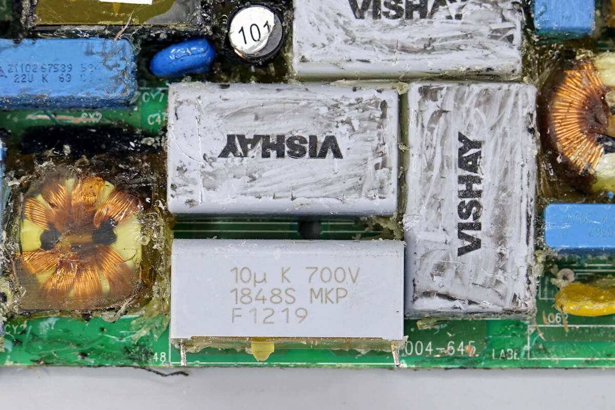 昱能光伏逆变器,昱能逆变器拆解