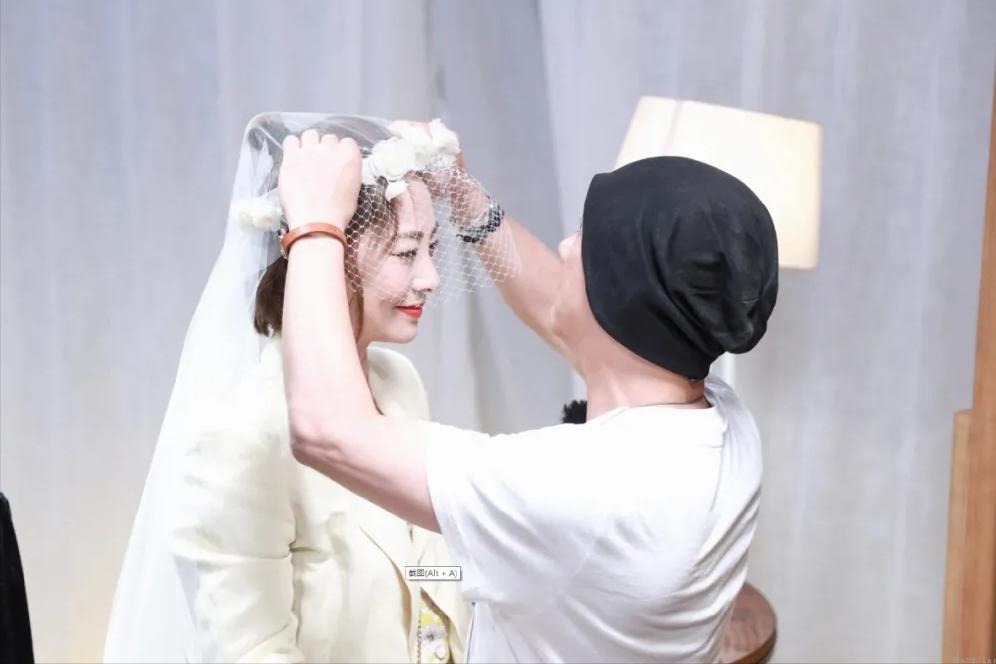 张卫健个人经历,56岁张卫健晒近况他现在状态怎样