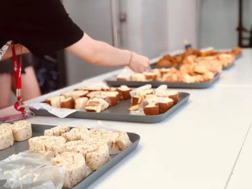 我在大厂找到了梦想岗位：不内卷，只“摸鱼”