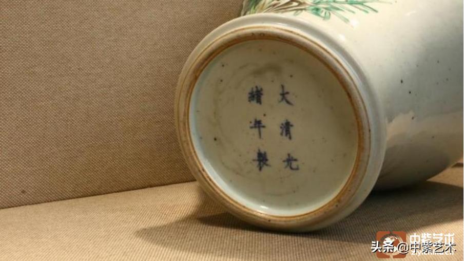 清光绪的《粉彩绘花鸟纹瓶》你见过吗？
