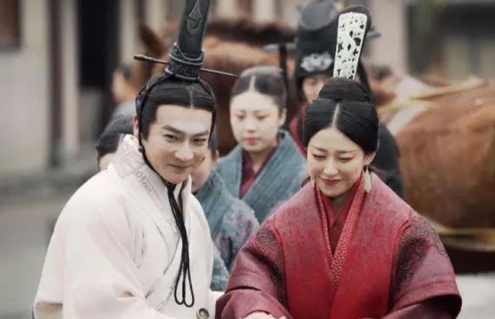 秦始皇的母亲真的有两个私生子吗,秦始皇的母亲是不是把女儿活埋了