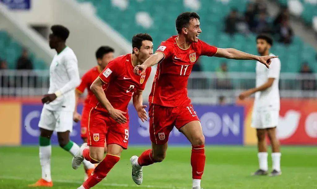 国足世预赛击败沙特,国足3-4不敌沙特亚洲杯