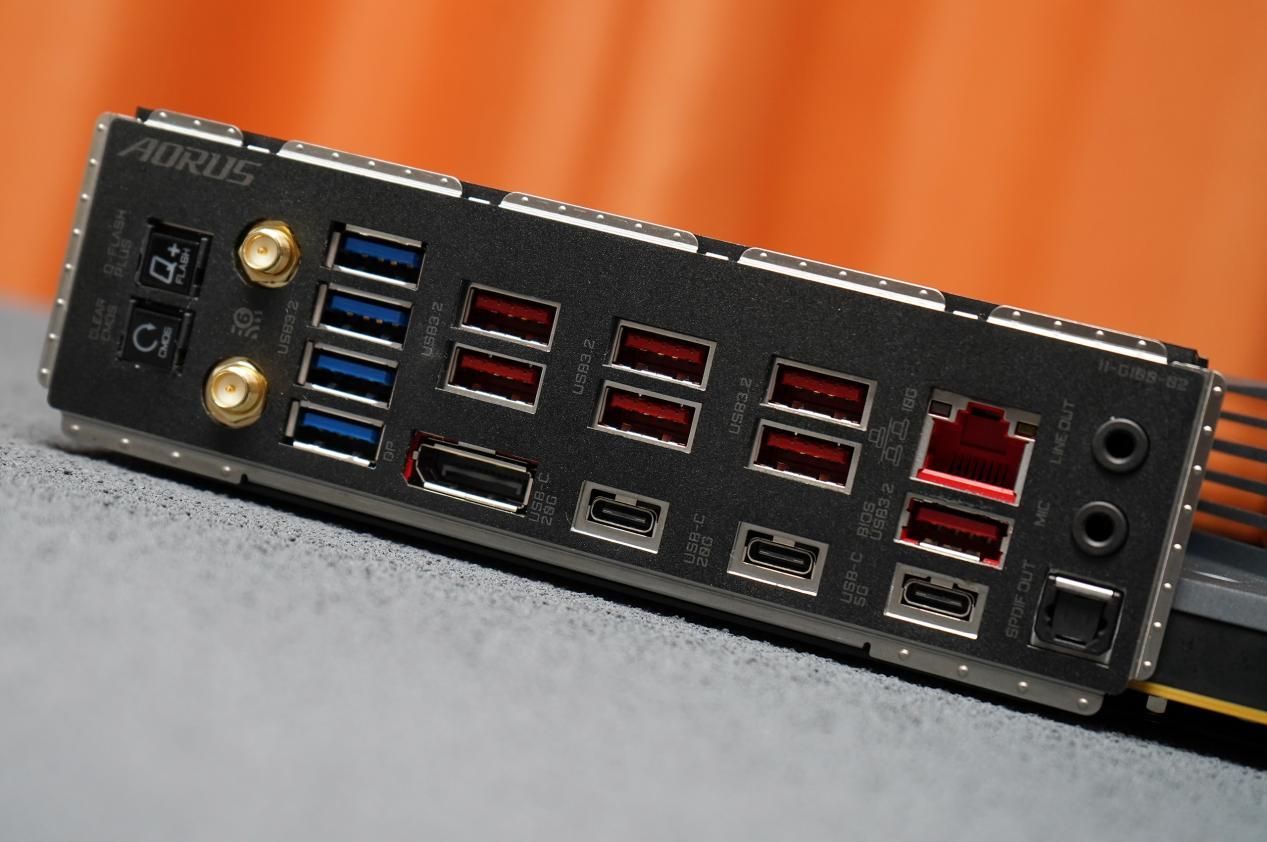 技嘉z790aorusmaster主板,技嘉z790itx主板评测