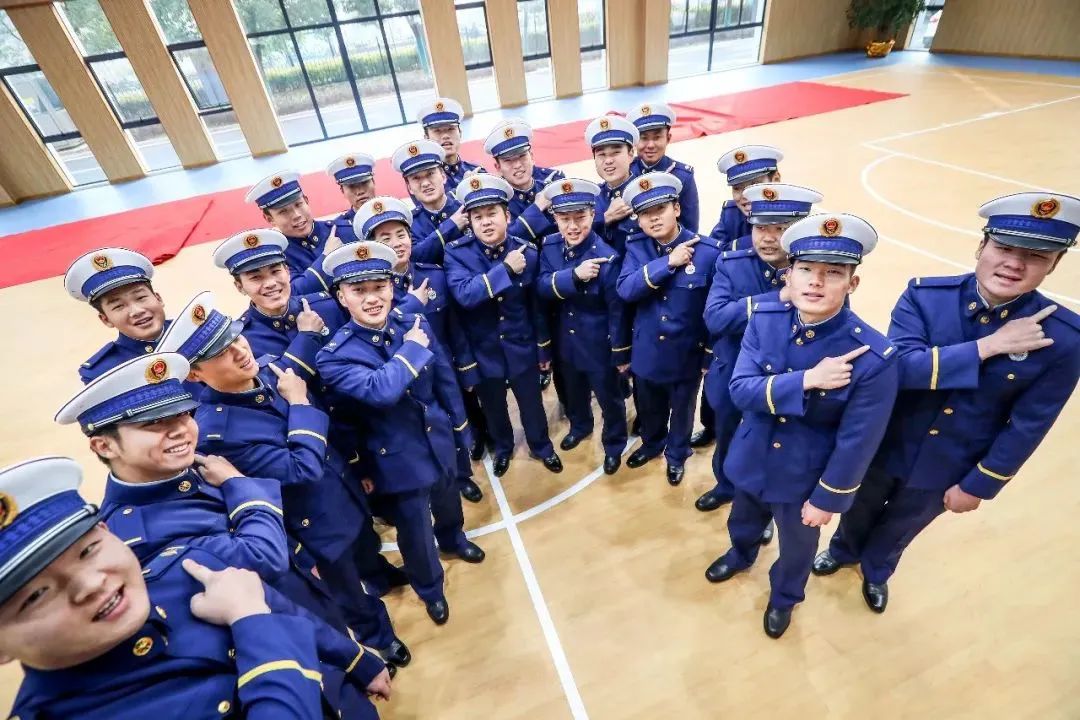 你眼中的火焰蓝是怎样的,你心中的火焰蓝