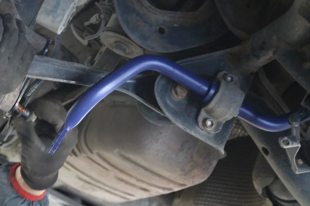 迈腾b7翻新视频成都,大众迈腾b7旧车翻新改造