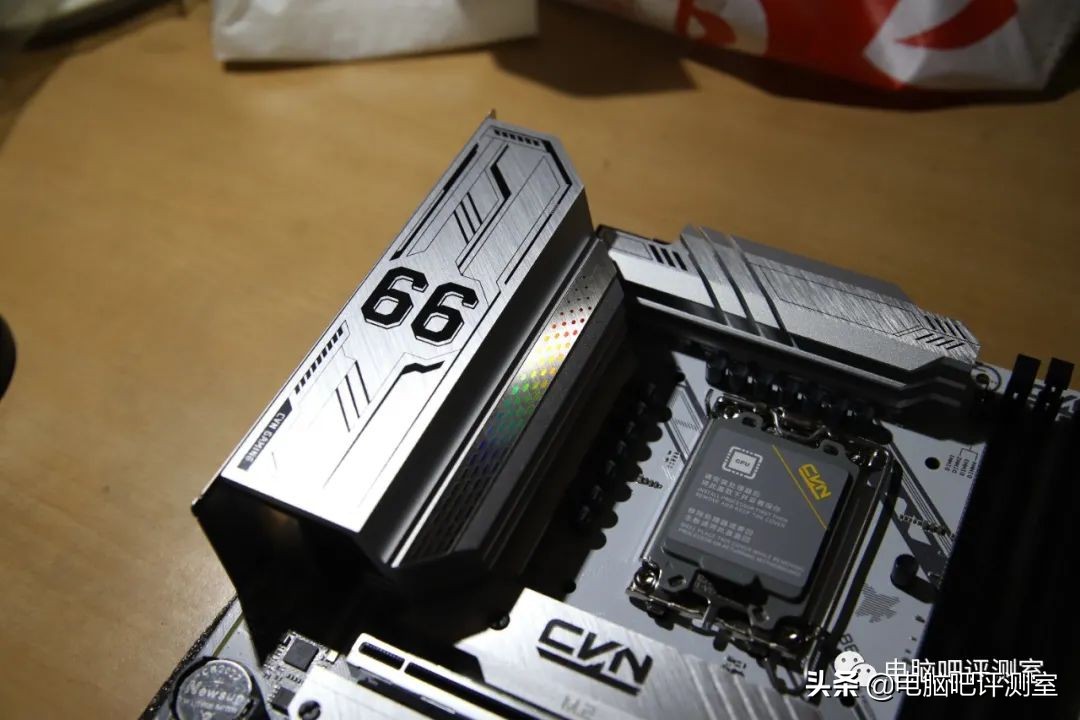 七彩虹b660m-hddeluxev20,七彩虹b660mgamingfrozen评测