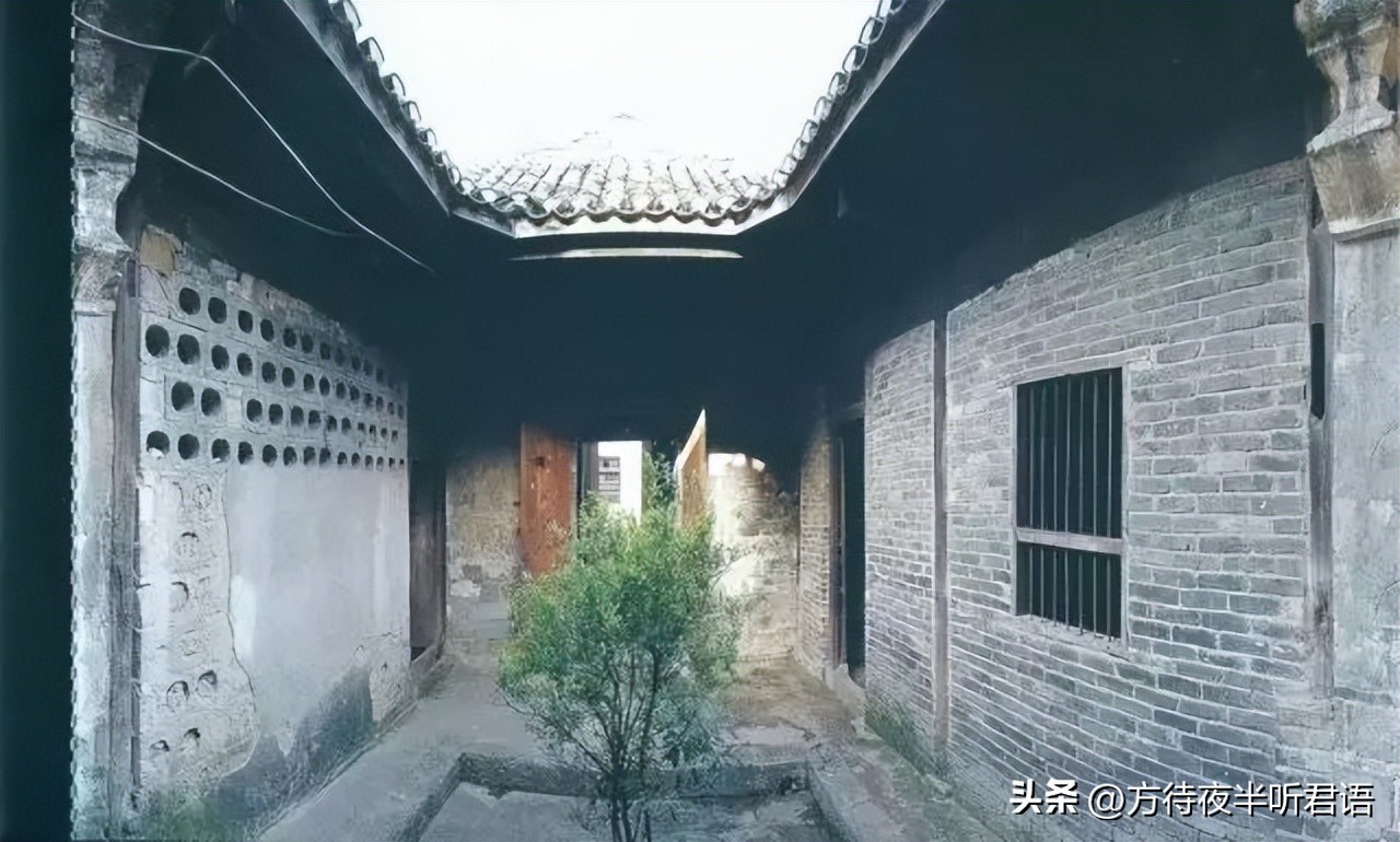 人间梦幻古建筑,仙境云雾缭绕古建筑