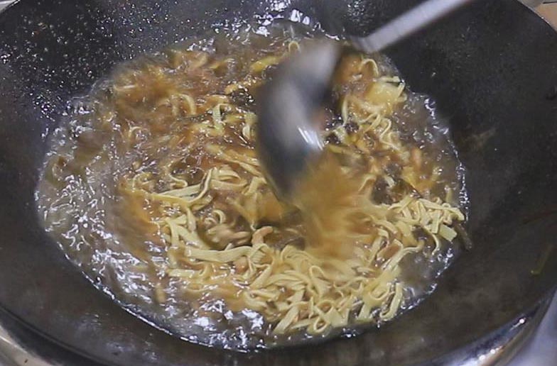 儿童锌过高症状吃什么食物补得快,孩子锌偏高平时可以吃什么