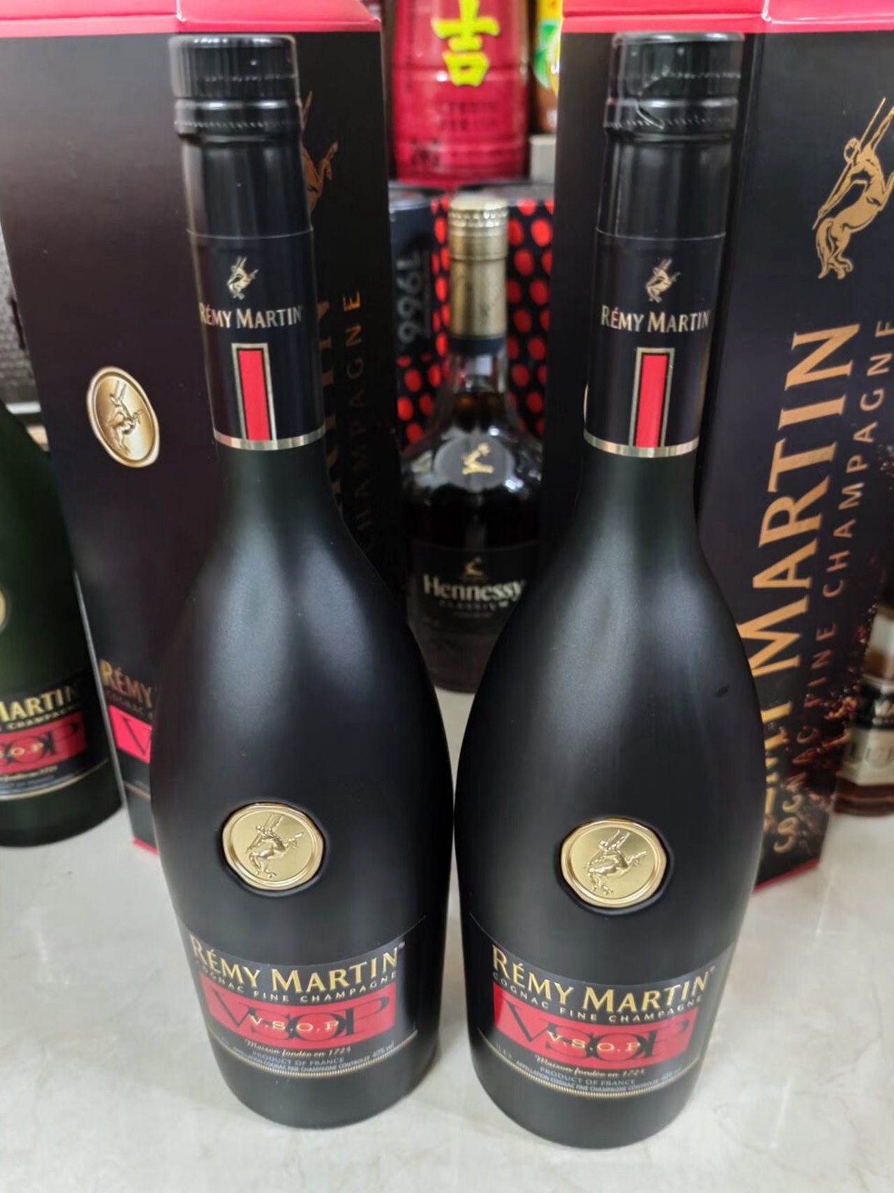 洋酒白兰地与威士忌有什么区别,威士忌酒杯和白兰地酒杯的区别