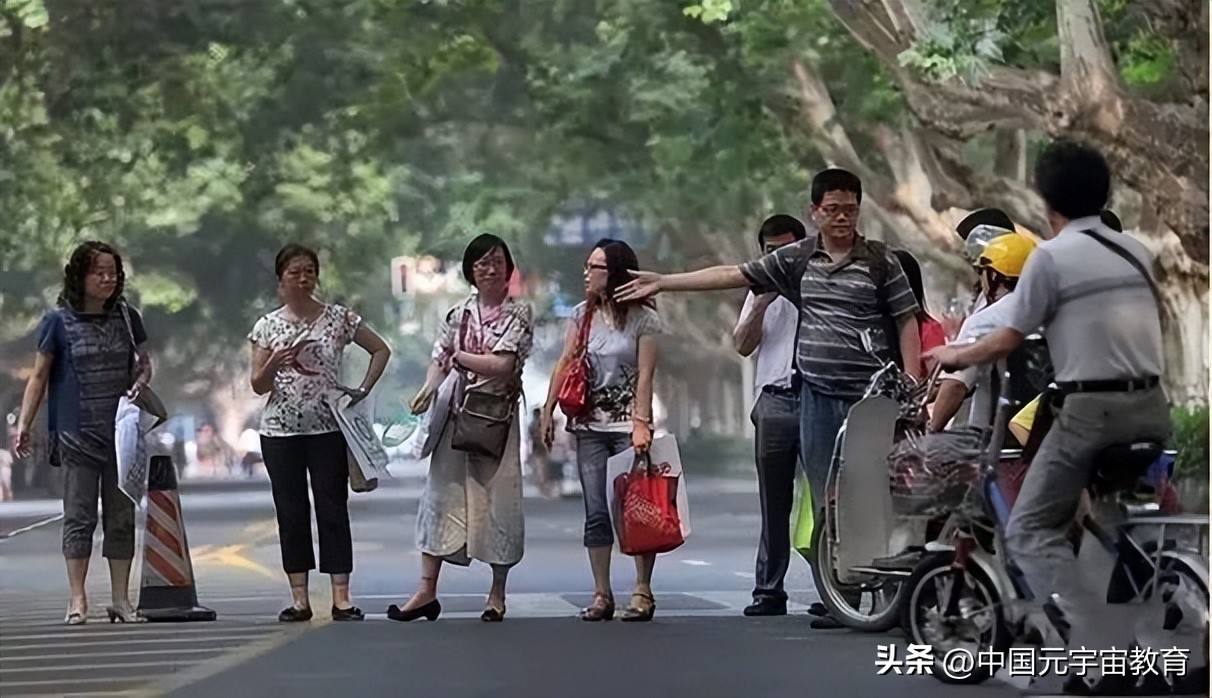 高考44年珍贵照片,高考最难忘的一张图是什么