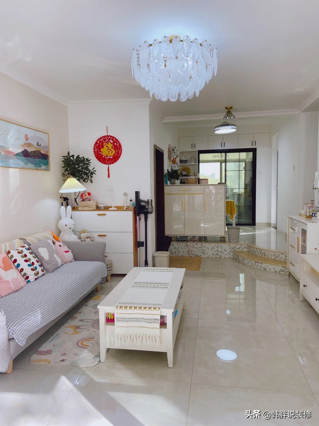 终于搬新家,客厅天花板刷什么乳胶漆好看