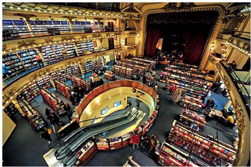 每一次旅行,都是在幻象中抵达故乡