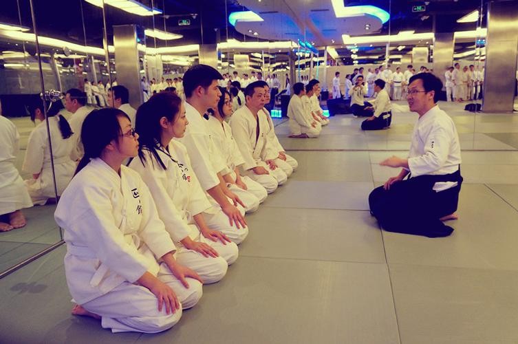 释放内在潜力,日本合气道实战技术