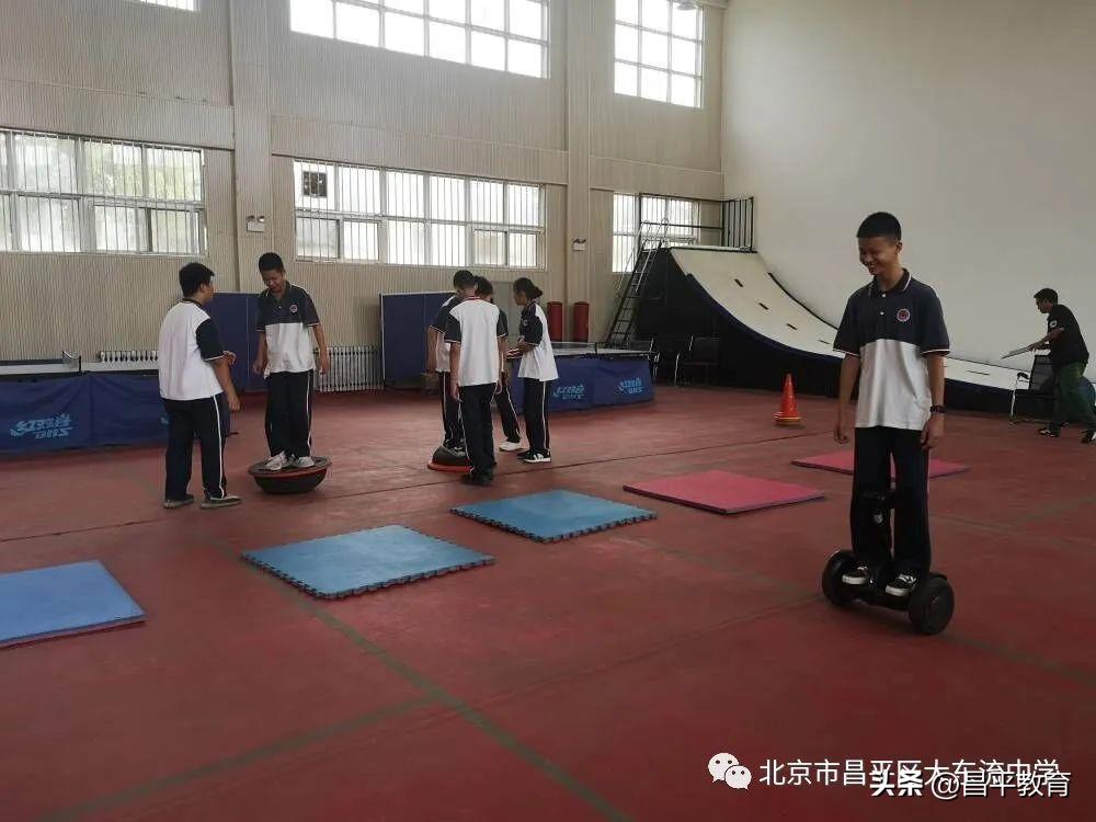 幼儿园入学第一天仪式感文案,新生报到第一天仪式感满格