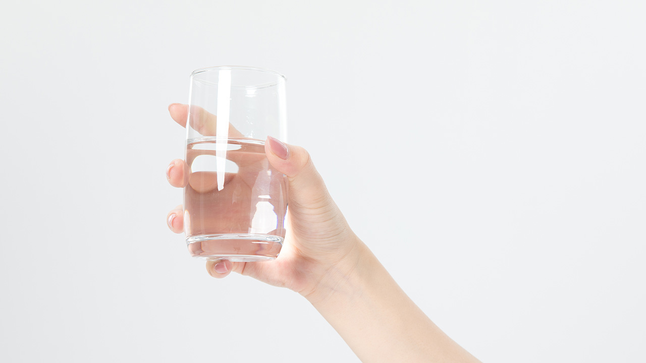 中国人喝热水胃病多,国外常年喝冰水不会得胃病吗