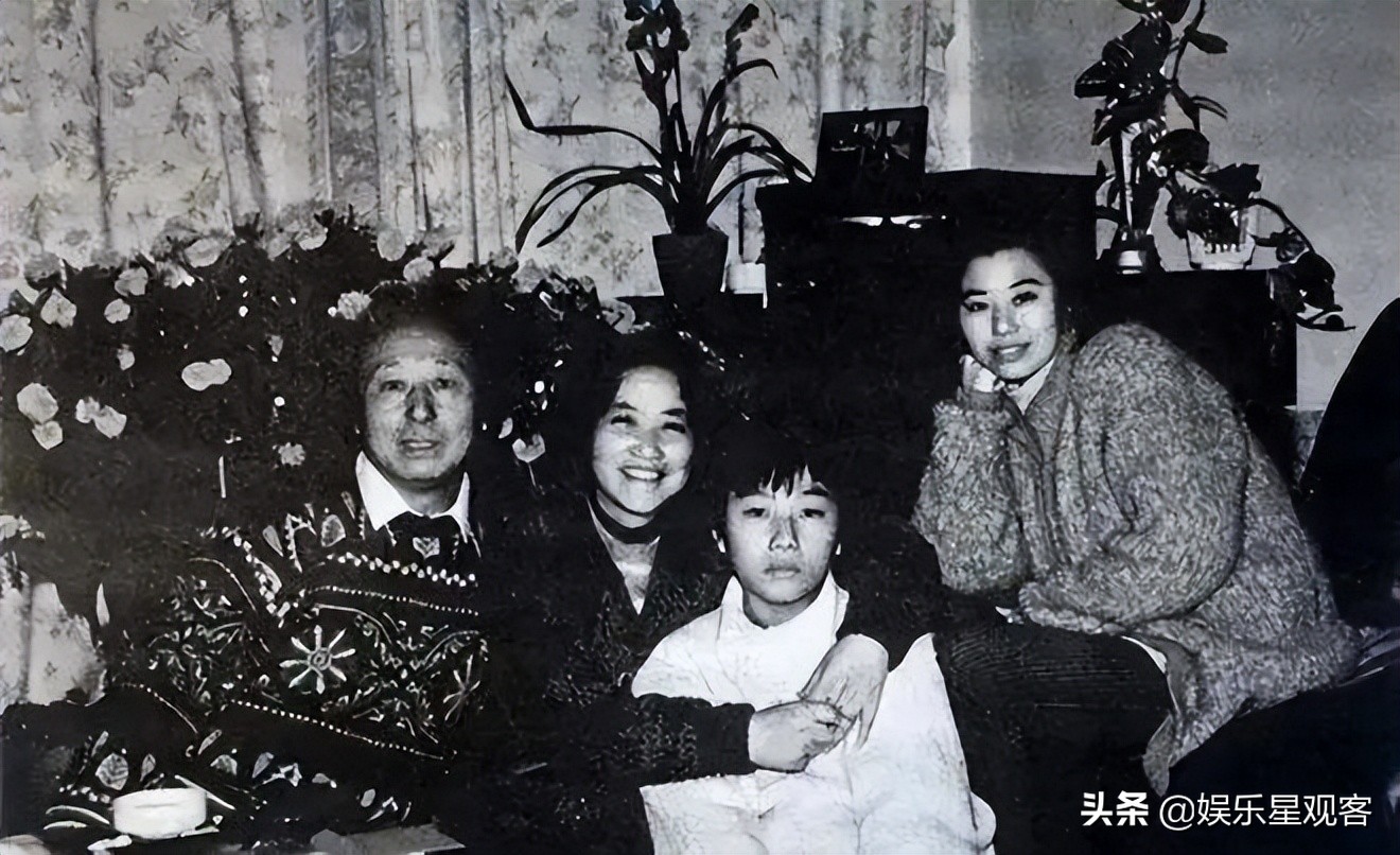 新中国第一位国际影坛获奖的演员,新中国第一个国际影后