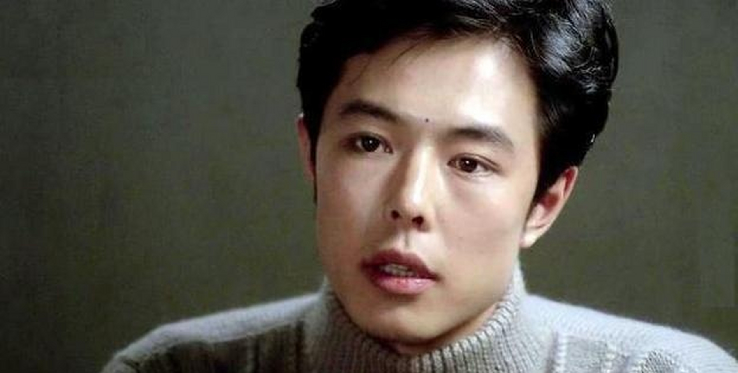 张铁林在英国靠什么生活,英国人张铁林现状