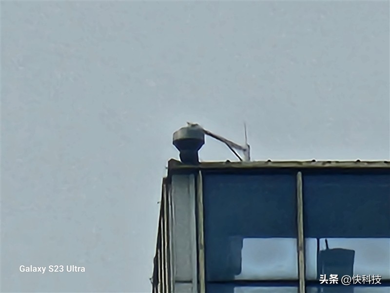 三星galaxys22超大杯,三星galaxys23ultra湖屿蓝评测