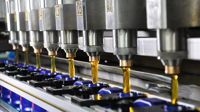 为什么避孕套上会有一层油？对身体有危害吗？