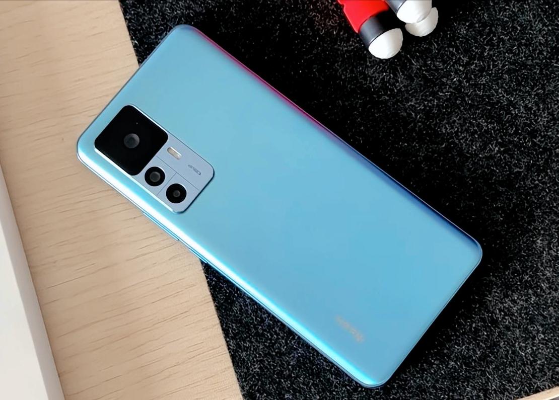 2500左右骁龙8+的手机推荐,3k左右骁龙8旗舰手机推荐