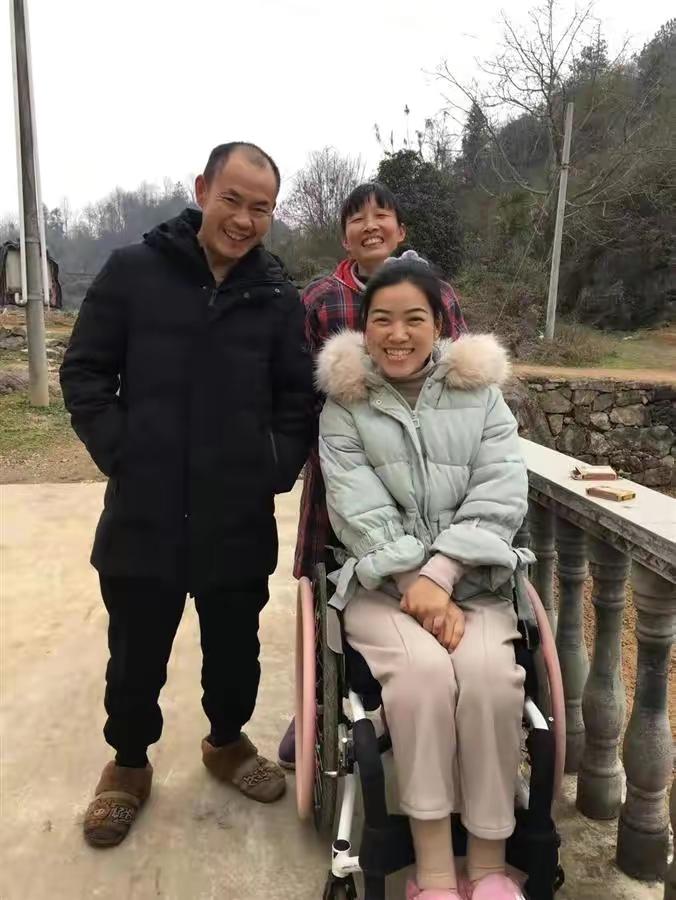 湖北女子瘫痪后嫁给朋友的儿子,女子受伤瘫痪后嫁给闺蜜的儿子