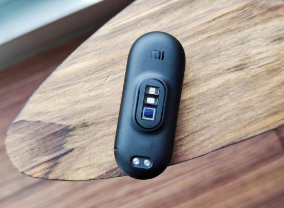 智能手环超长续航200左右,什么智能手环续航时间长