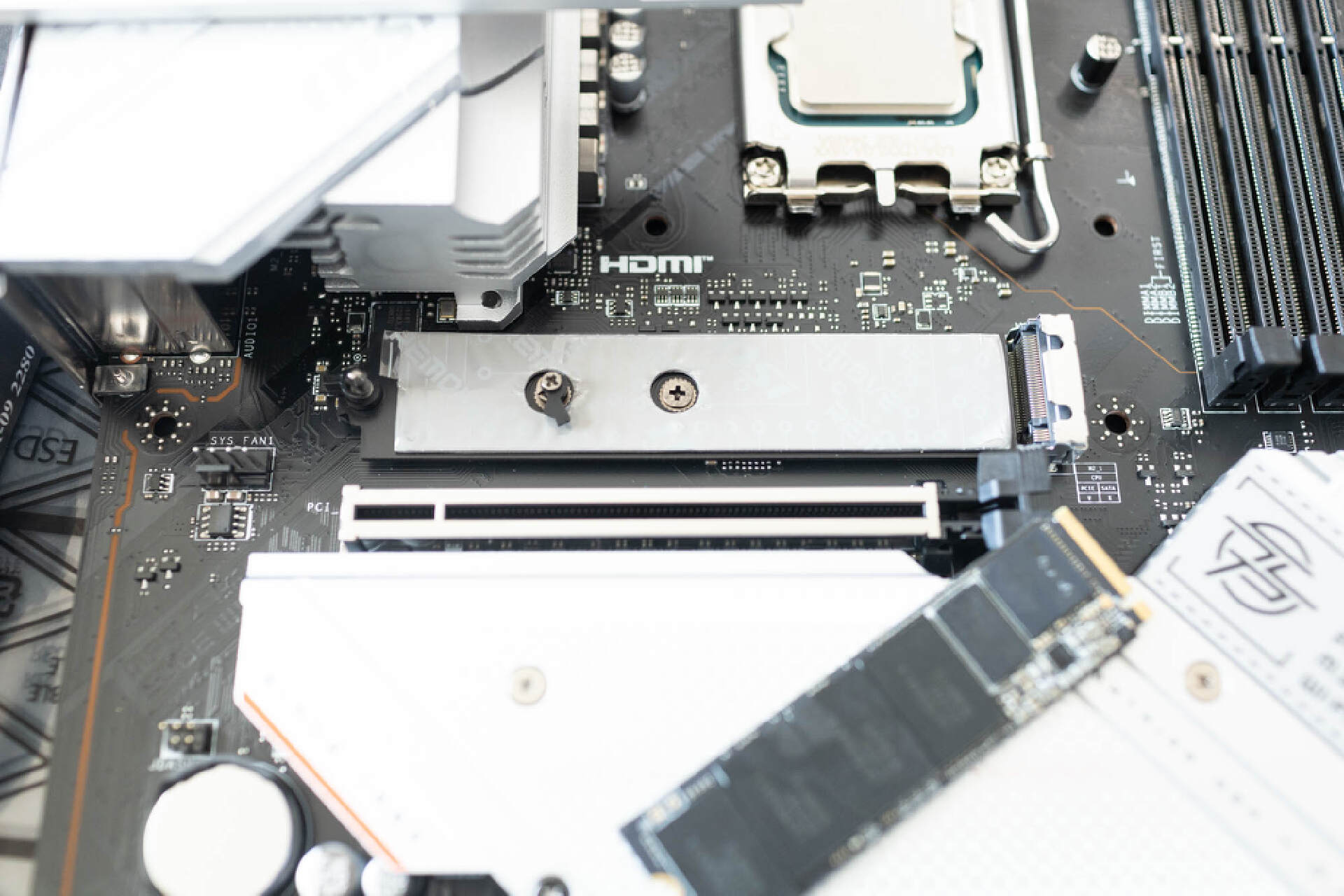 迎接兔年，2023装一台没有遗憾的纯白主机