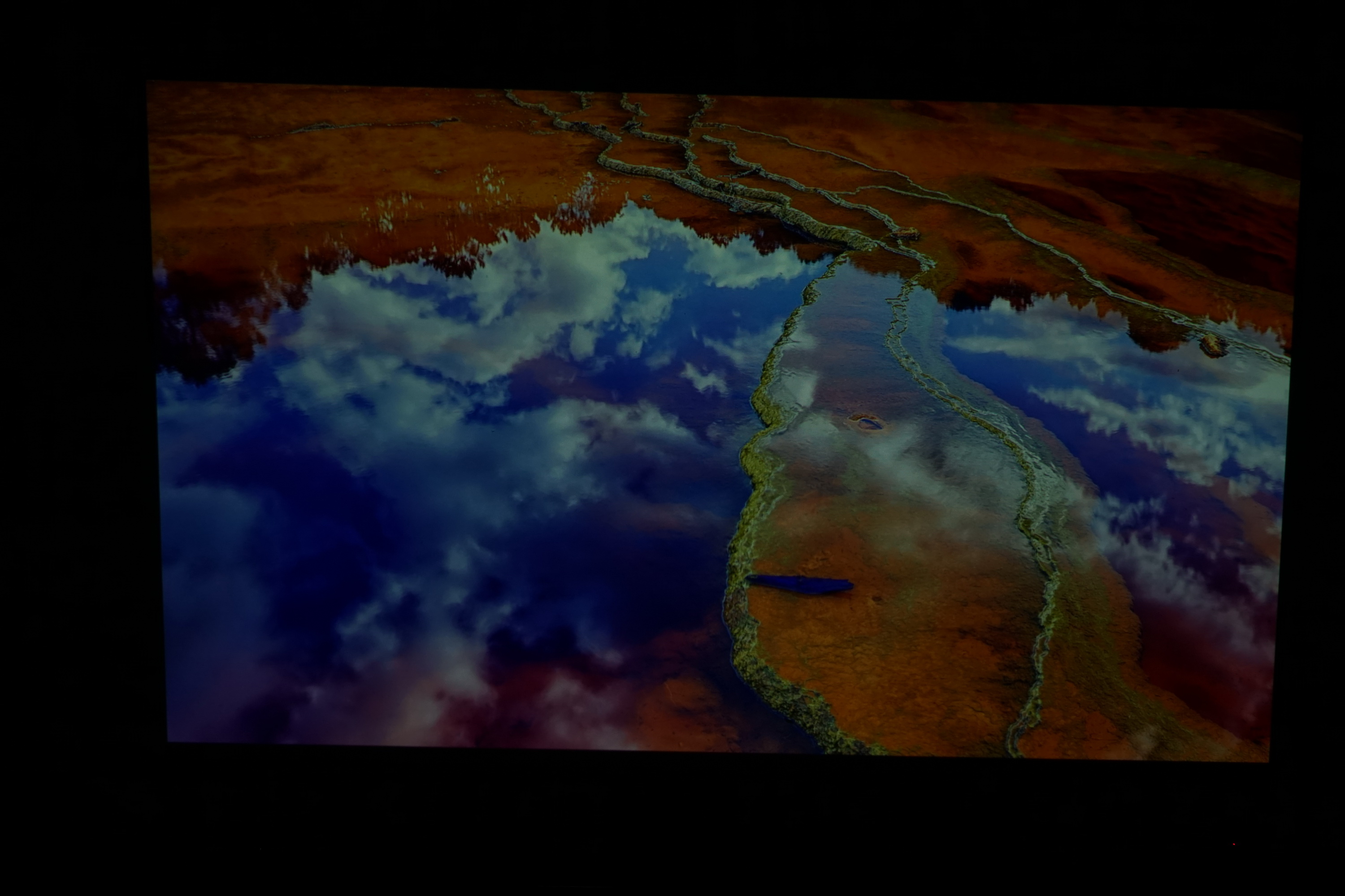 激光投影和nec投影仪哪款最好,necrgb激光投影机