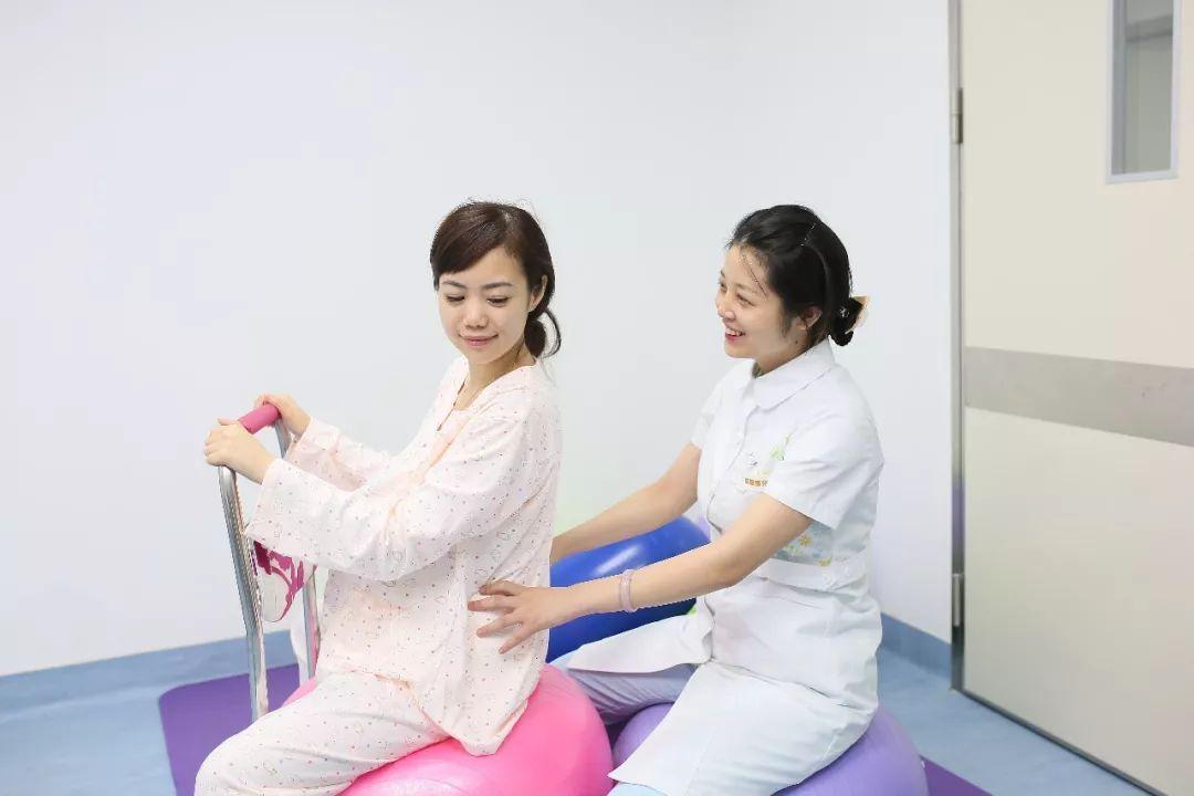 “内检”虽然很尴尬，但了解完这两大好处，孕妇就不会那么抗拒了