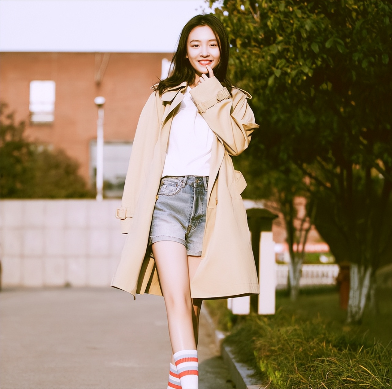 吴倩穿搭夏天气质套装,吴倩莲穿搭高级又时髦男神收割机