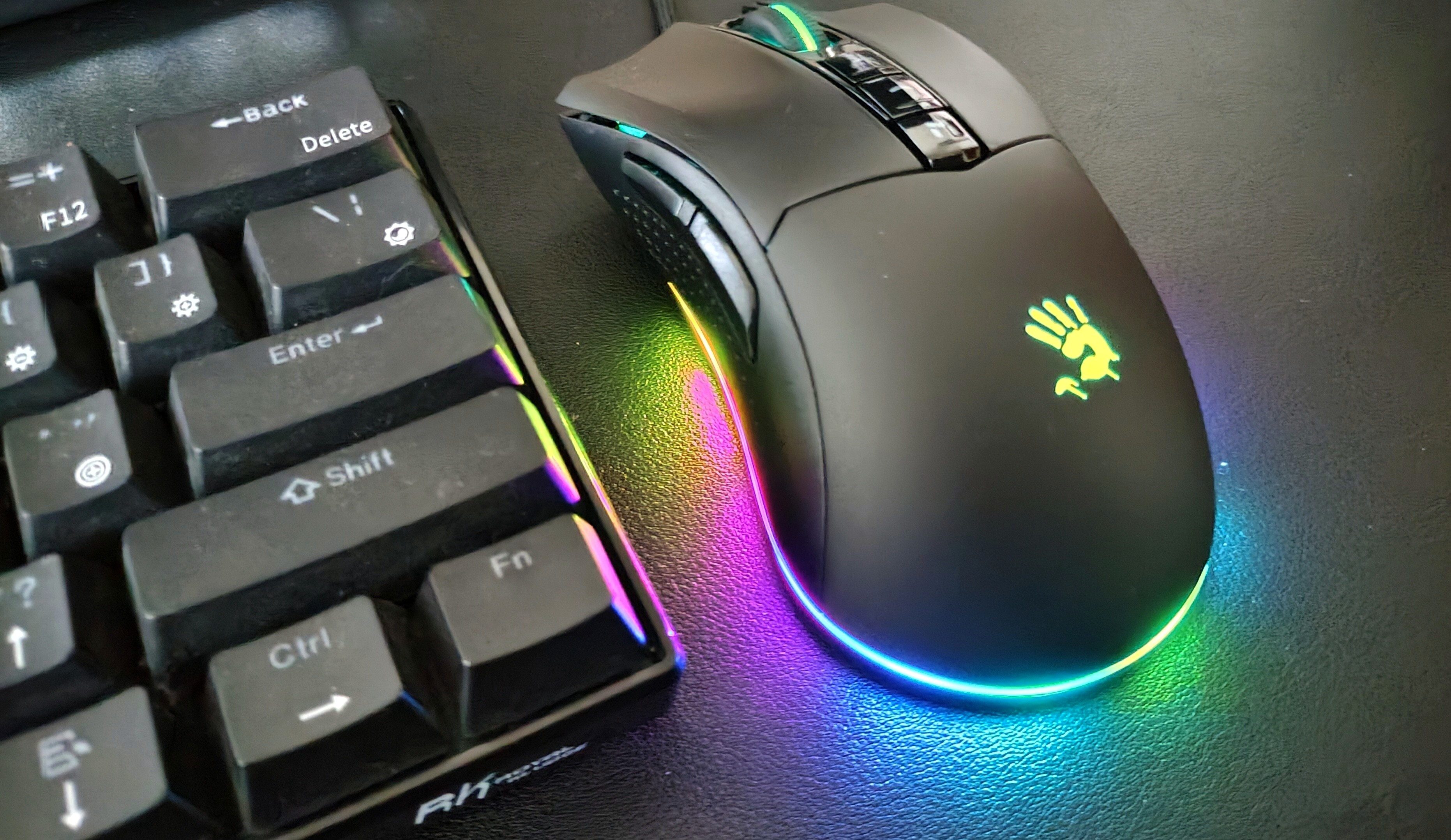 体验性价比兼具,血手幽灵ES9Pro测评:电竞入门者的上分利器