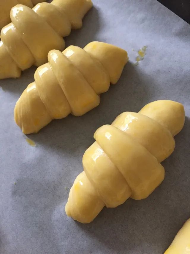 法式可颂羊角面包的做法,羊角面包和可颂区别是什么