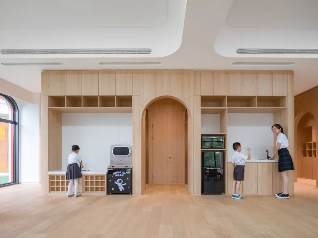 绿野仙踪开启，蒙德斐尔.幼儿园|零壹城市作品