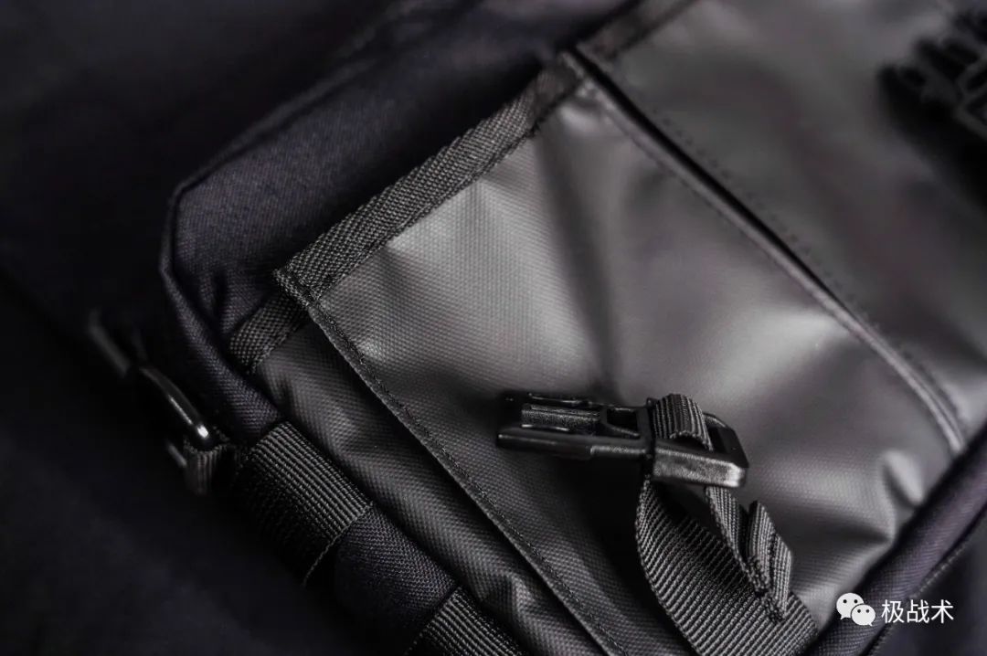 泰酷辣！机能与战术的结合，奈特科尔-SLB05机能通勤挎包丨评测